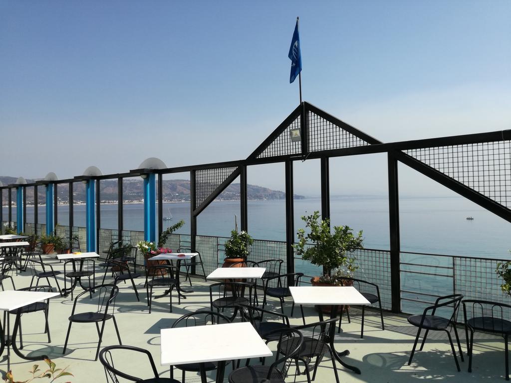 San Domenico Hotel ソヴェラート・マリーナ エクステリア 写真